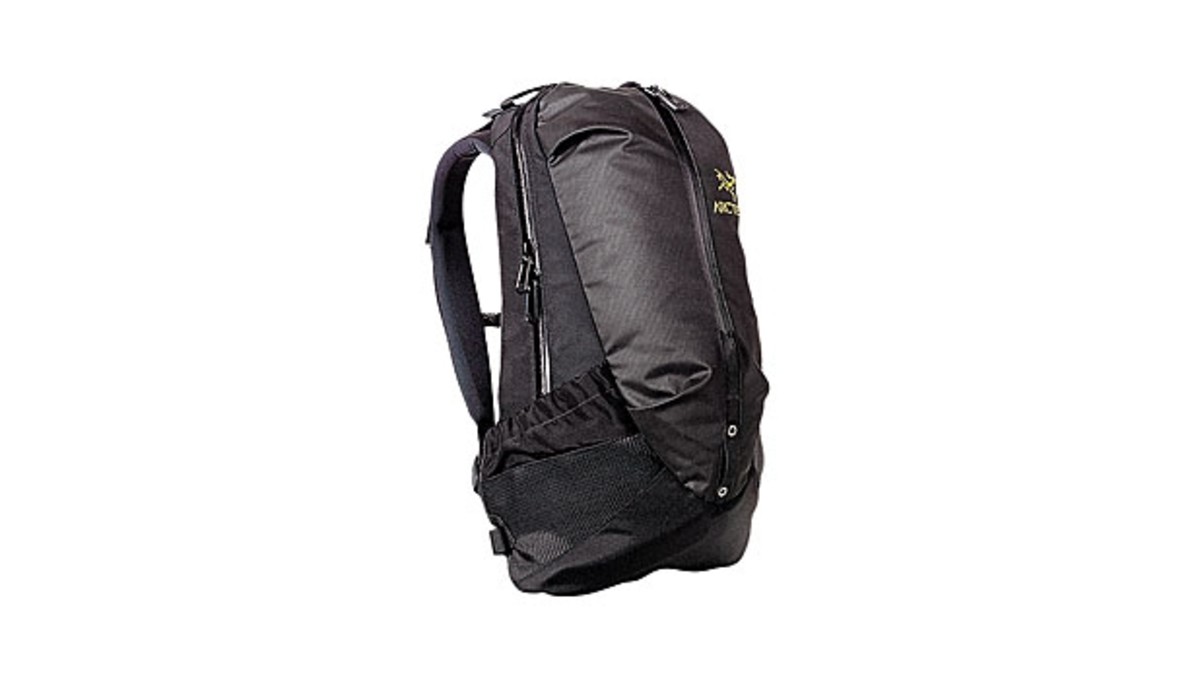 The Best New Men's Bags for Summer Men's Journal