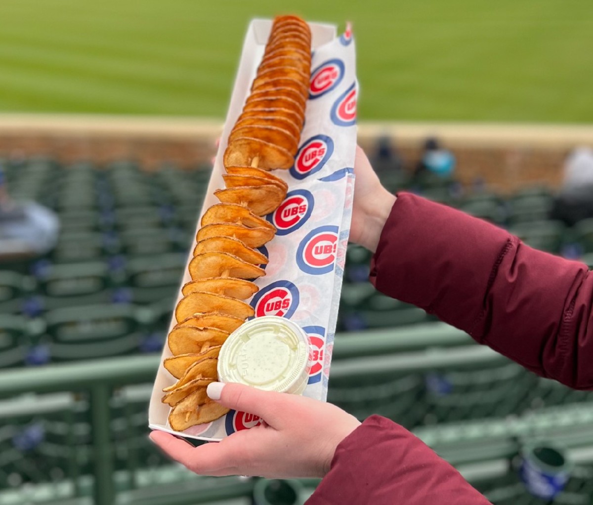 Best Food to Order at Major League Baseball Stadiums Men’s Journal