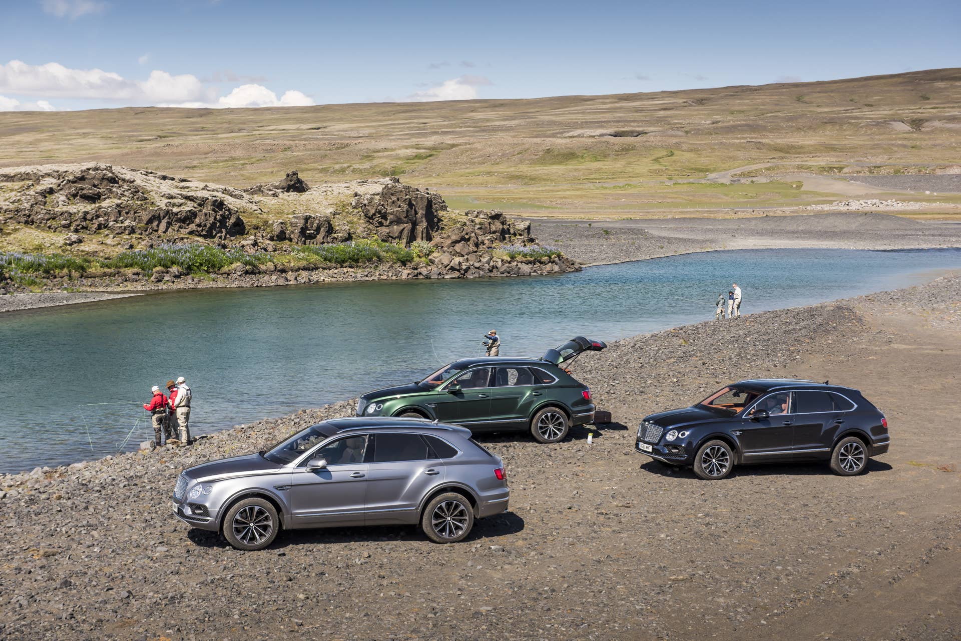 5 Luxury SUVs Actually Built to Go Off-Road - Men's Journal