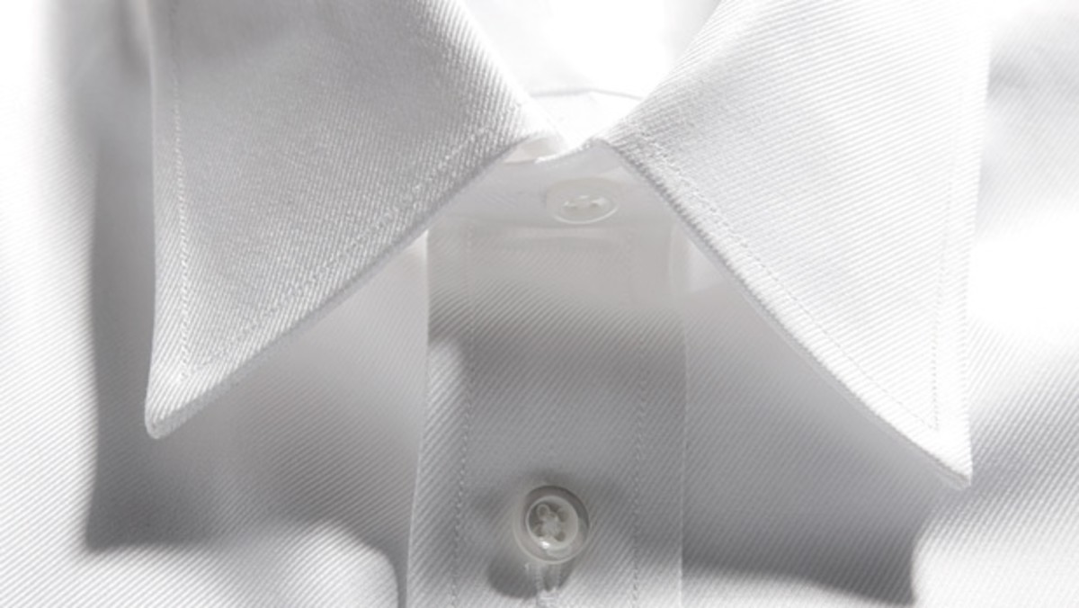 Avoid Pit Stains on White Shirts Top Tips Men's Journal