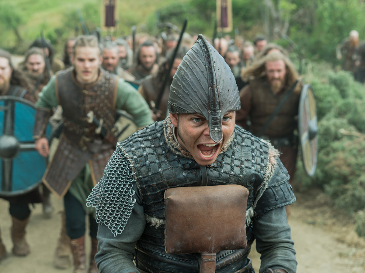 Alex Høgh Andersen pushes boundaries in 'Vikings' - TV Show Patrol