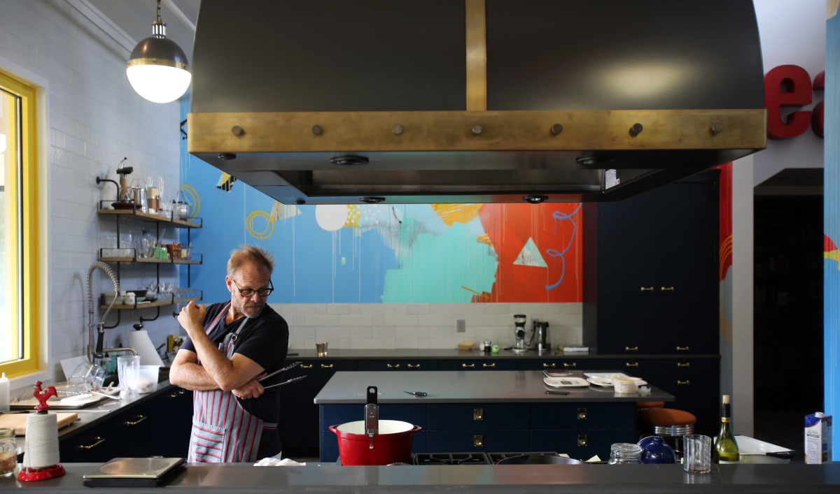 Kitchen Gadgets Alton Brown Can't Live Without - Men's Journal