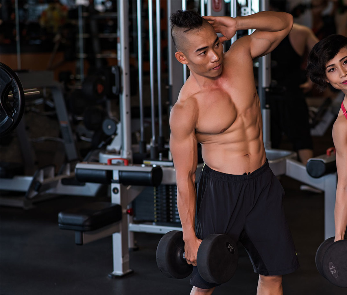 Daniel craig shoulder 2025 workout