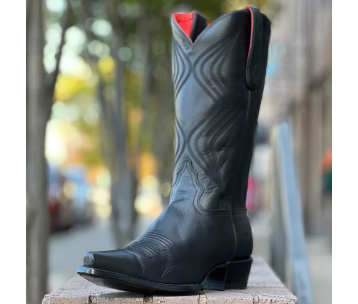 16 Best Cowboy Boots for Men 2022