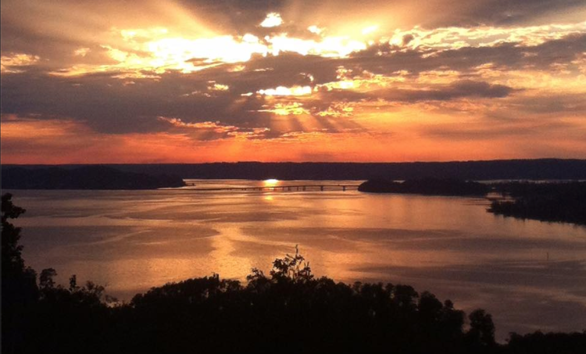 30 Lakes in 30 Days Lake Guntersville Alabama Men's Journal
