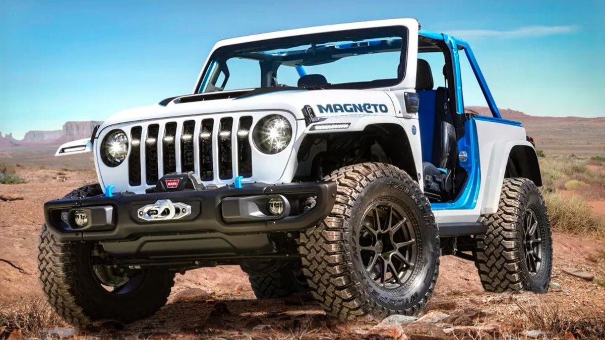 Jeep's Wrangler Magneto Concept EV Comes With a Manual Transmission - Men's Journal Jeep's Wrangler Magneto Concept EV Comes With a Manual Transmission - Men's Journal