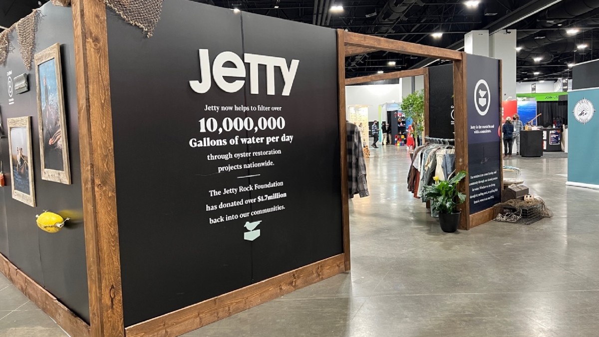 2022 Outdoor Retailer 'Snow Show' Highlights Men’s Journal Men's