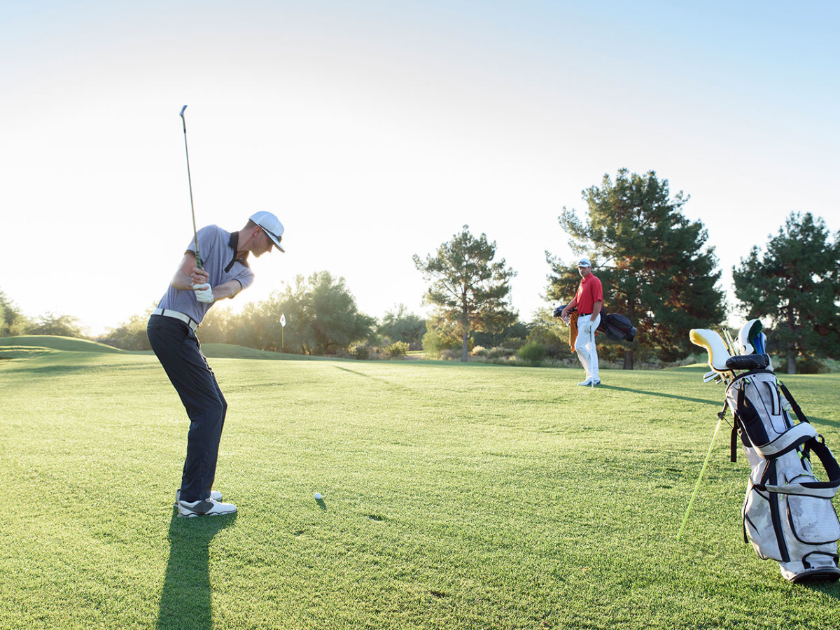 PGA-pro Tips to Perfect Your Golf Swing pic