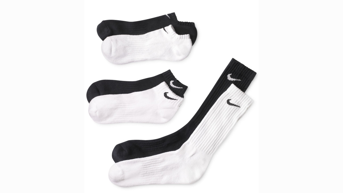 Macys nike deals running shoes