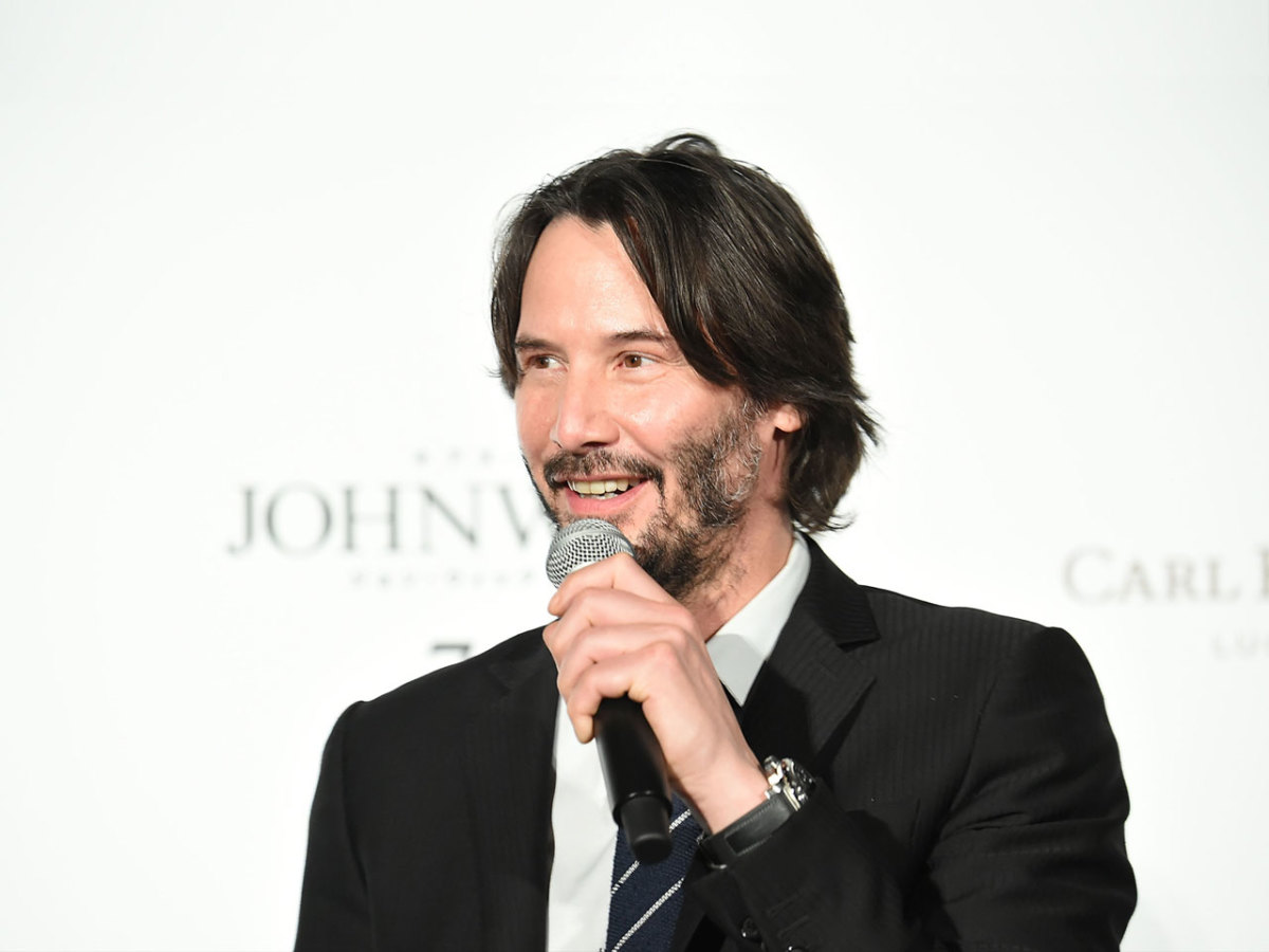 Keanu Reeves Meets Martial Arts Legend Sonny Chiba in TV Interview