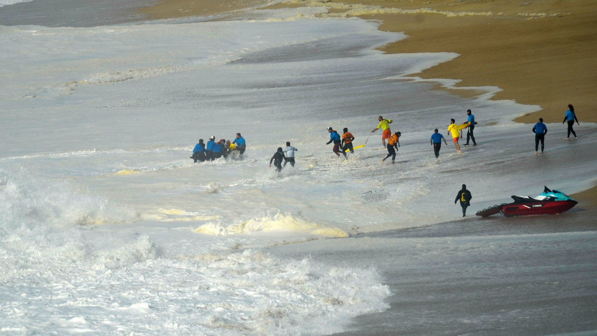 Harrowing NearDeath Rescue of BigWave Surfer Alex Botelho at Nazare