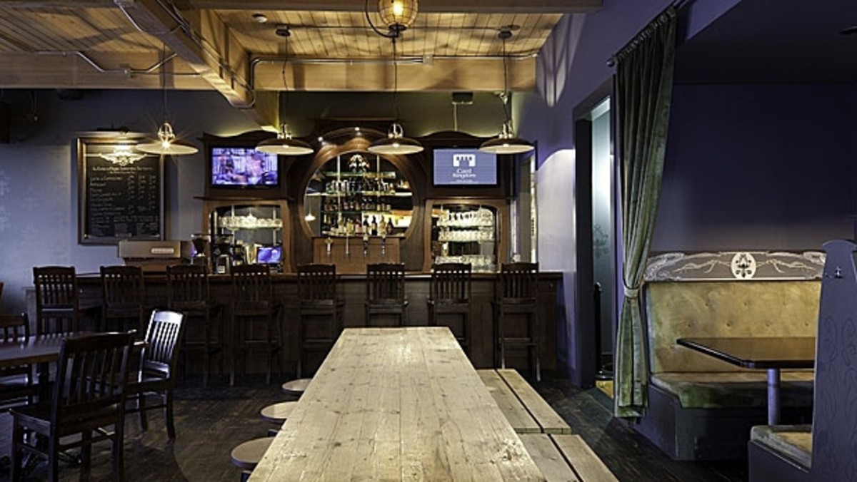 The 14 Most Unique Bars in the U.S. Men's Journal