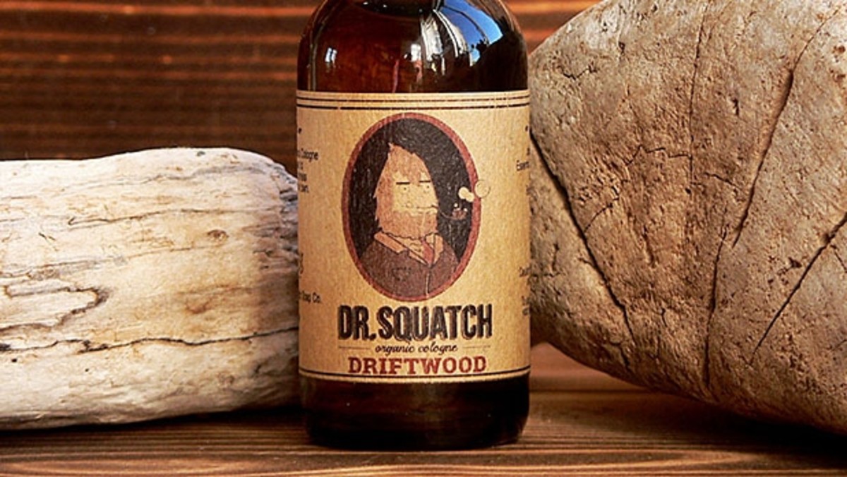 Smell like nature intended with Dr. Squatch Cologne 🌲 Made with