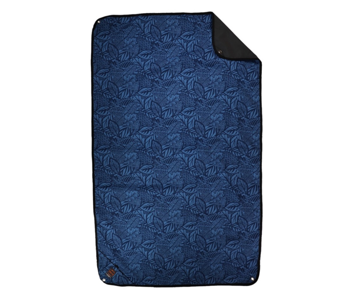 Best Outdoor Blankets for Camping and More Men's Journal Men's Journal