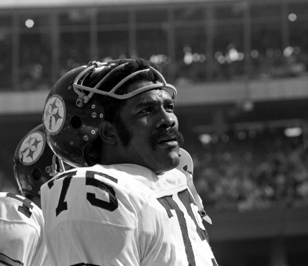 The Top 15 Toughest NFL Players of All Time Men's Journal