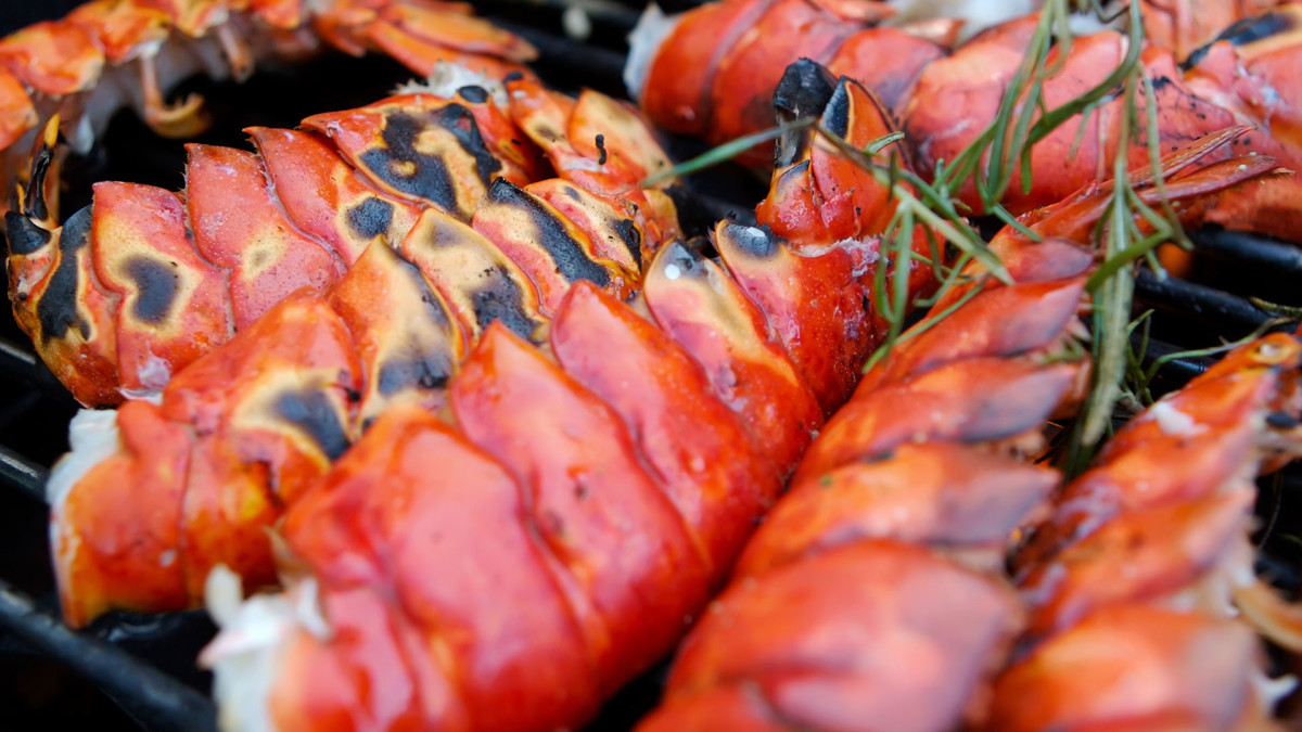 Alternative Grilling Options to Spice Up Your BBQs and Gatherings Men