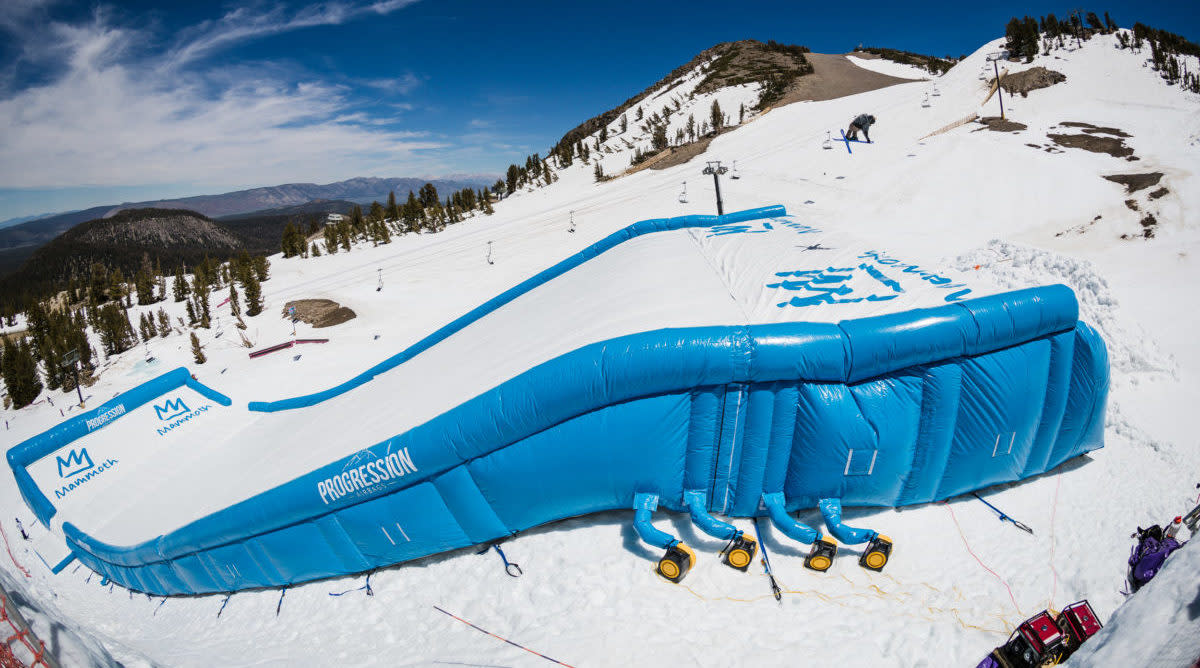Watch Olympic snowboarders train on revolutionary airbag at Mammoth Men's Journal