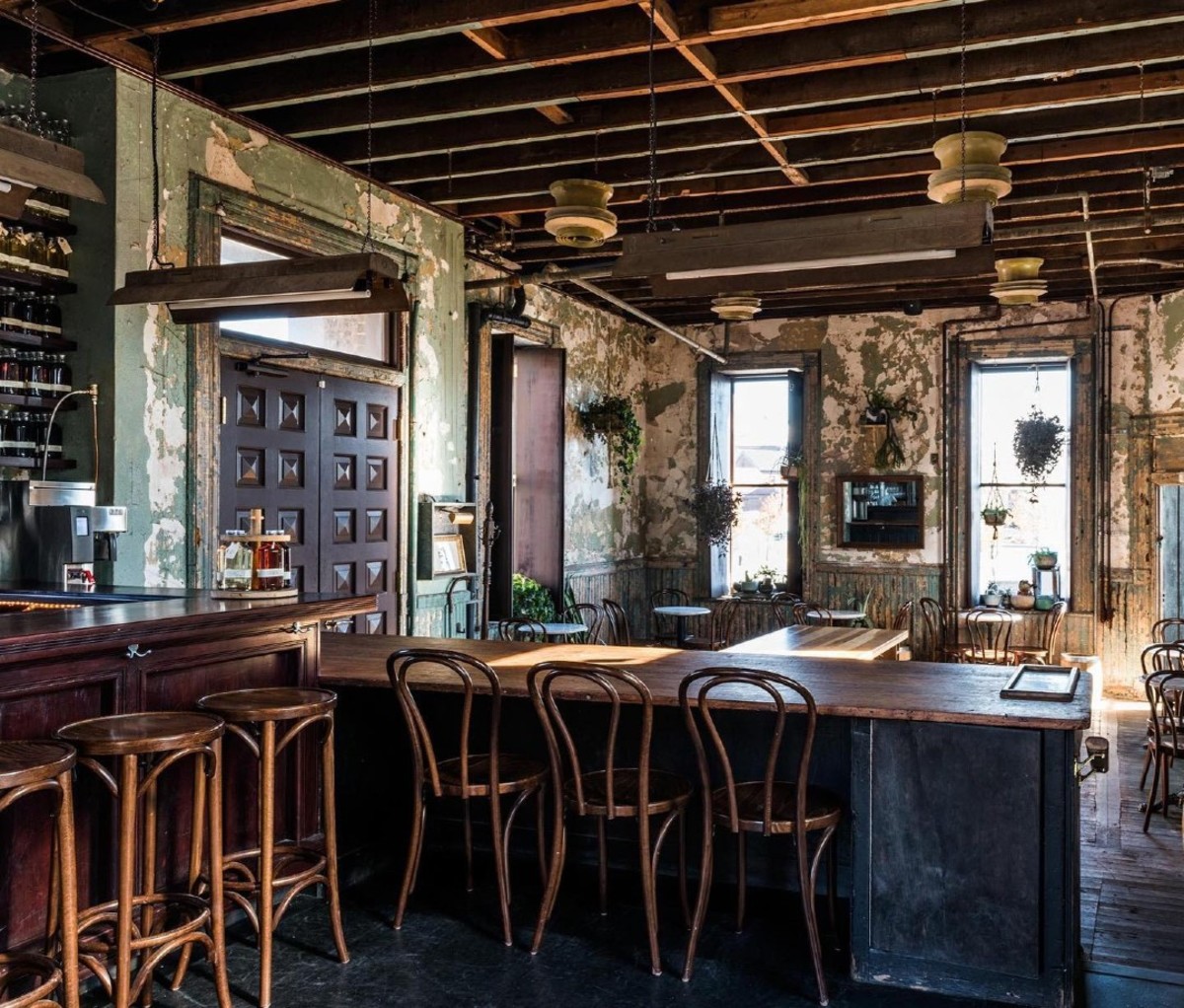 Best Distilleries in the U.S. Worth the Road Trip Men's Journal Men