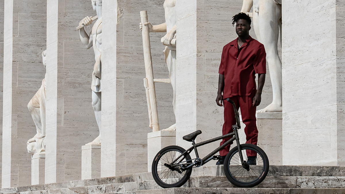 Watch BMX Star Nigel Sylvester Pull Off Badass Rooftop Tricks in This ...
