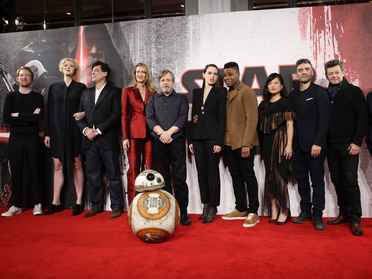 Photos What the Cast of 'Star Wars The Last Jedi' Looks Like in Real Life Men's Journal Photos What the Cast of 'Star Wars The Last Jedi' Looks Like in Real Life Men's Journal