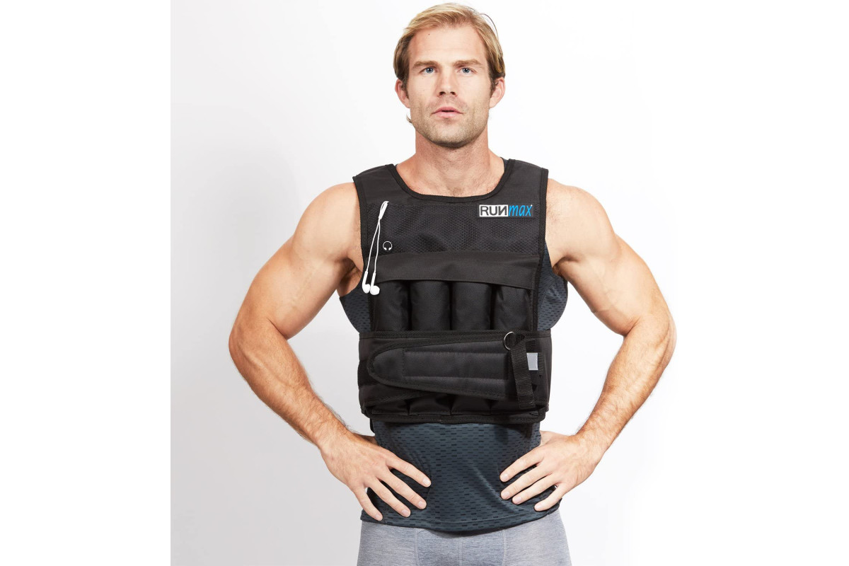 7 Weighted Vests That Will Get You Toned Faster Than You’d Expect Men