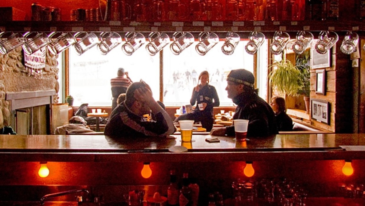 The World's Best ApresSki Bars Men's Journal