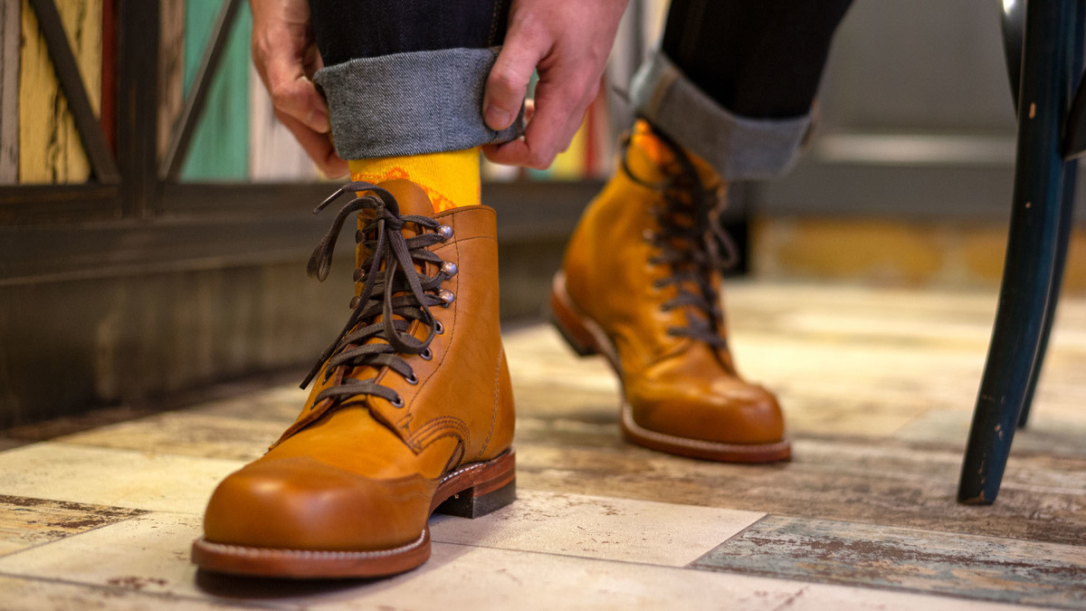 Trendy boots on sale for fall 219