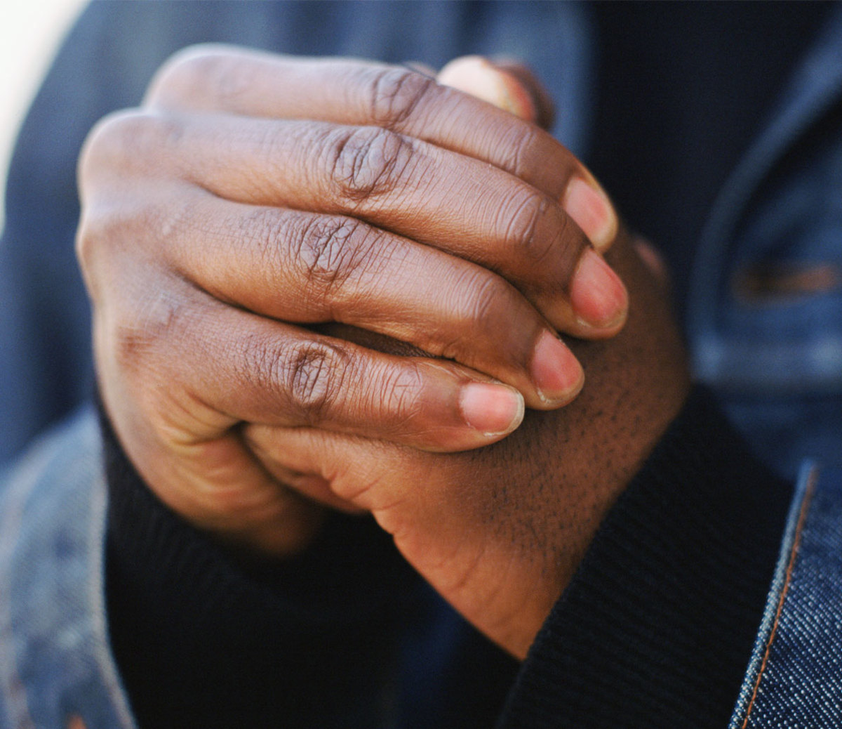 What Causes That Popping Sound When We Crack Our Knuckles? Men's Journal