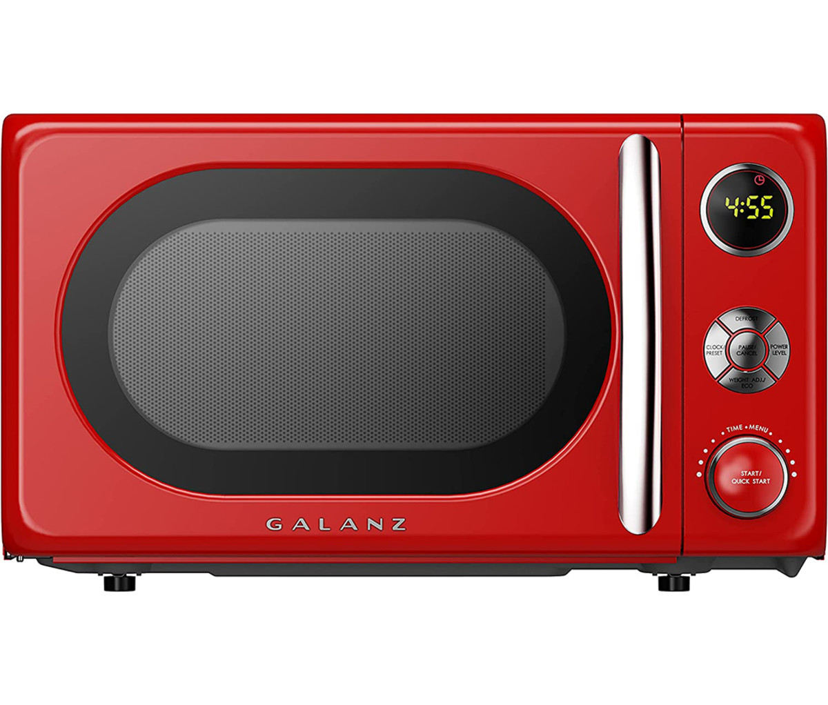 Beef up That Dorm Room With This Galanz Retro Microwave Men's Journal