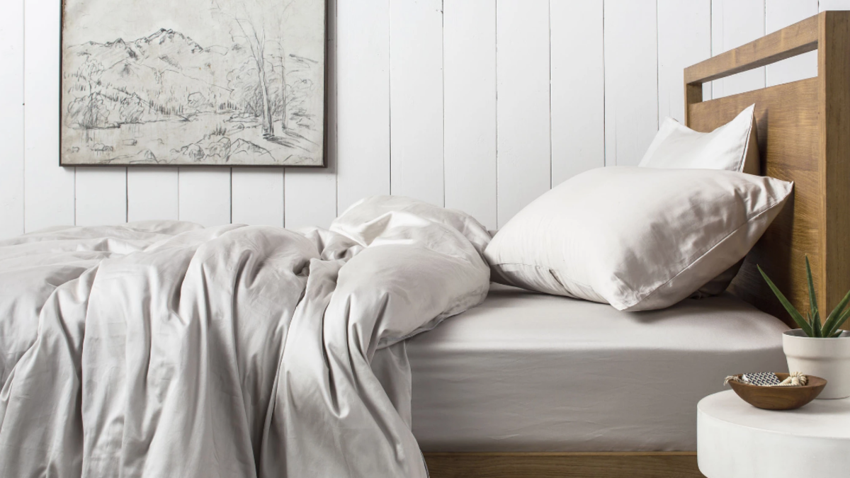 The 10 Best Bed Sheets for Men at Every Budget - Men's Journal