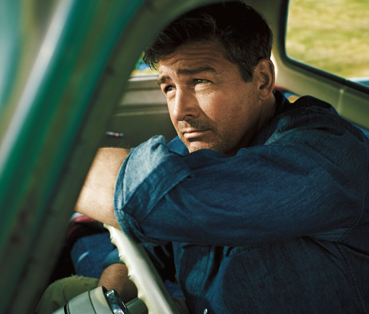 Kyle Chandler Nude