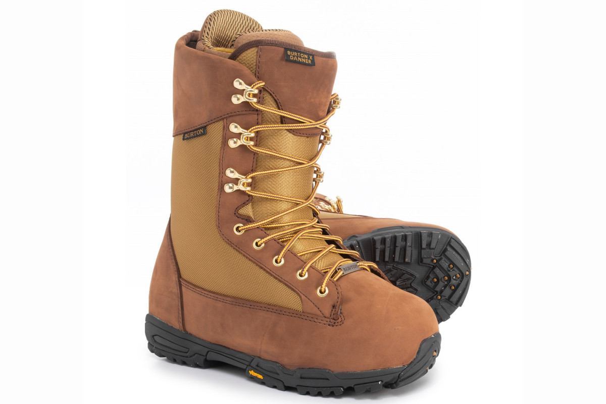 15 Musthaves From This Massive Ski & Snowboard Sale Men's Journal