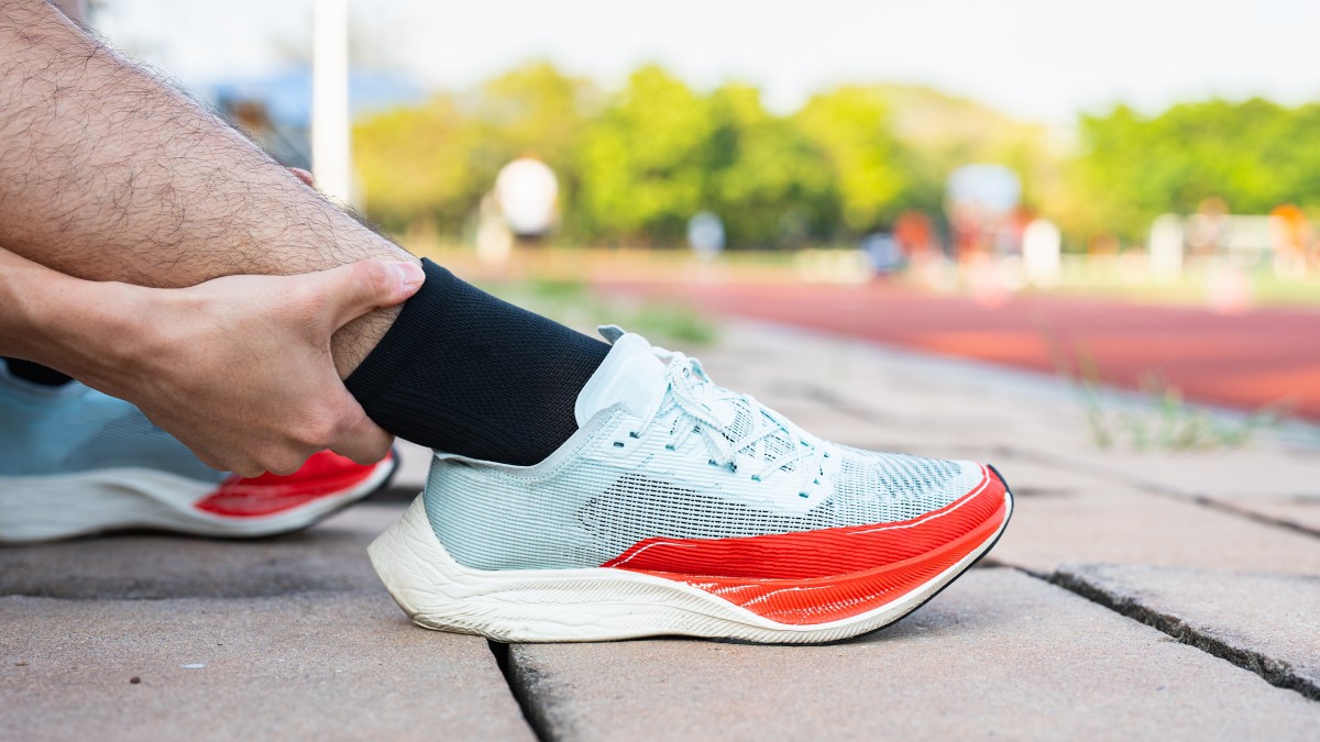 5 Best Ankle Strengthening Exercises to Prevent Injuries - Men's Journal