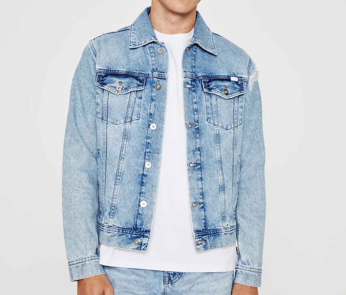 parti mister temperamentet Interpretive 20 Best Denim Jackets for Men 2023 - Men's Journal