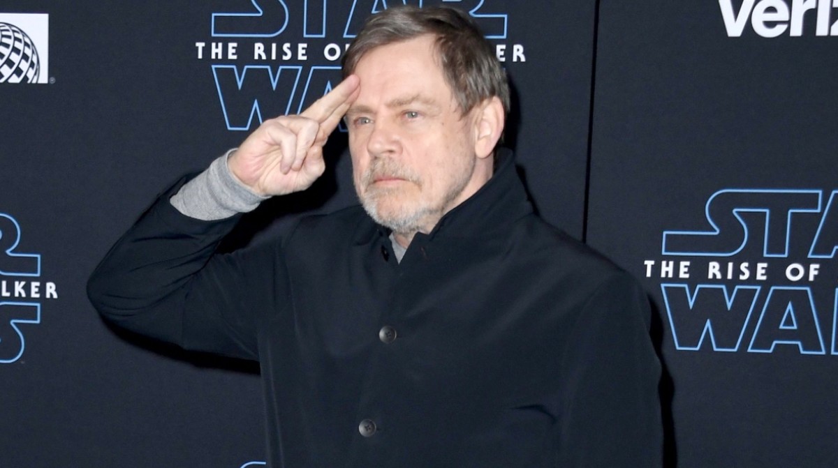 Mark Hamill Talks Reprising Luke Skywalker 'Star Wars' Role - Men's Journal