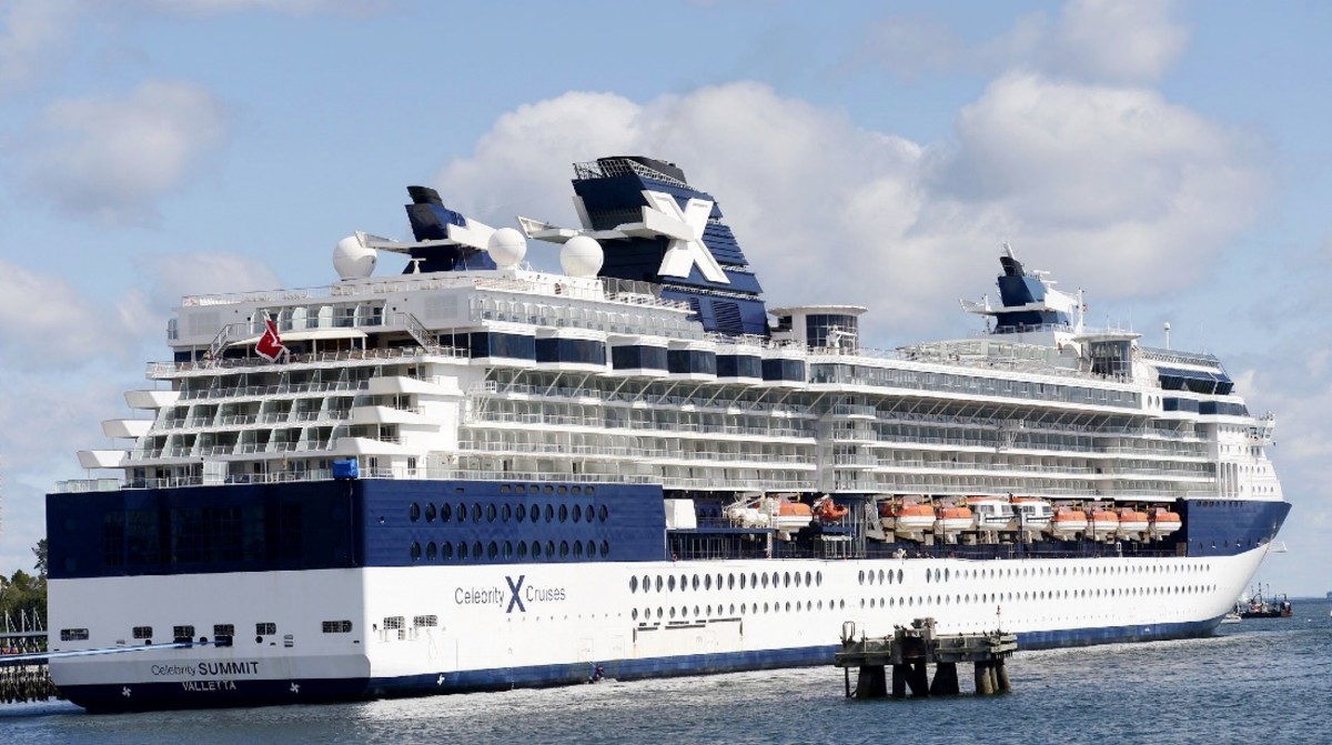 Celebrity Cruise Norovirus Outbreak Sickens 177 Passengers Men's Journal