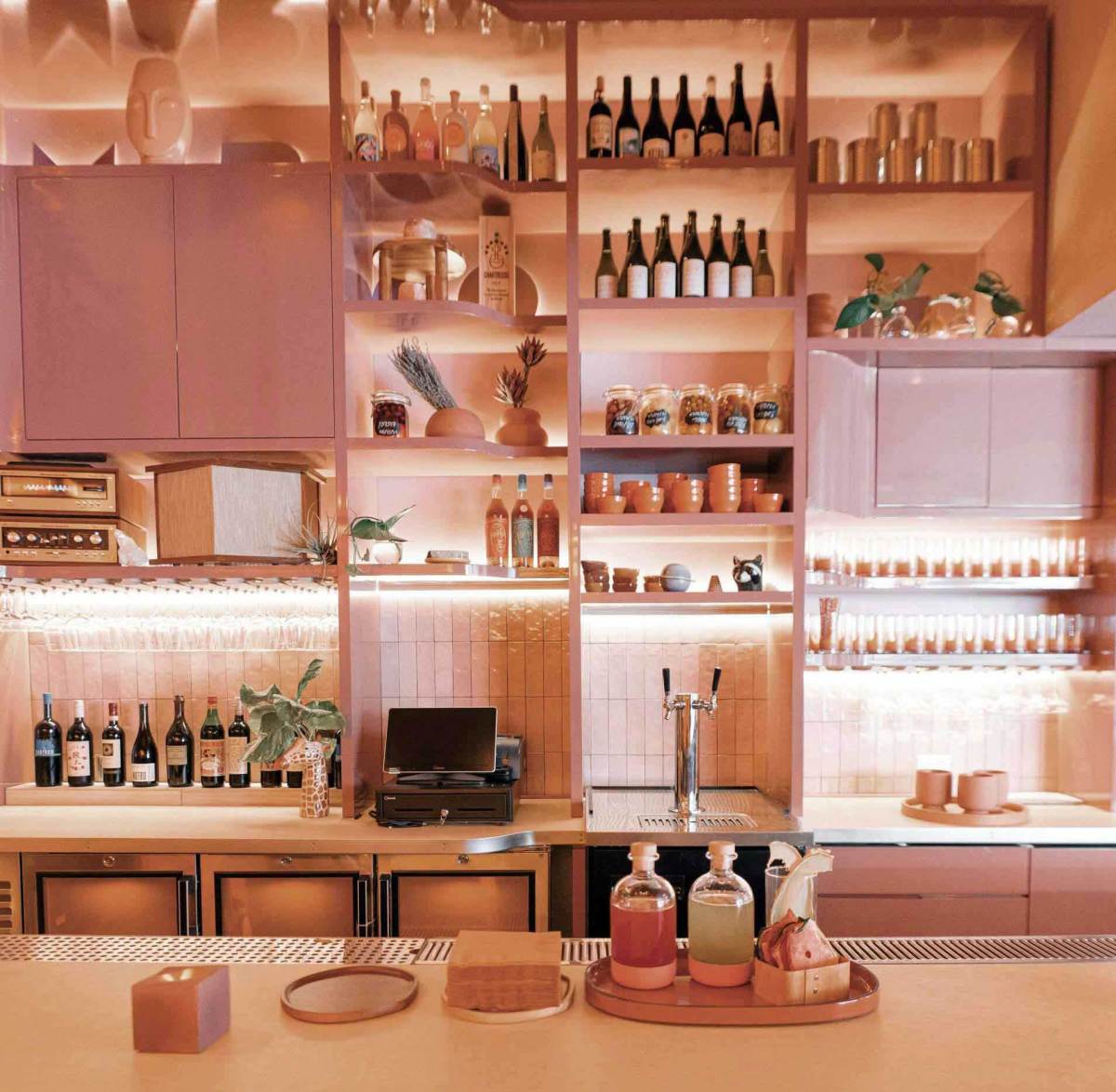 best-wine-bars-in-miami-men-s-journal-wine