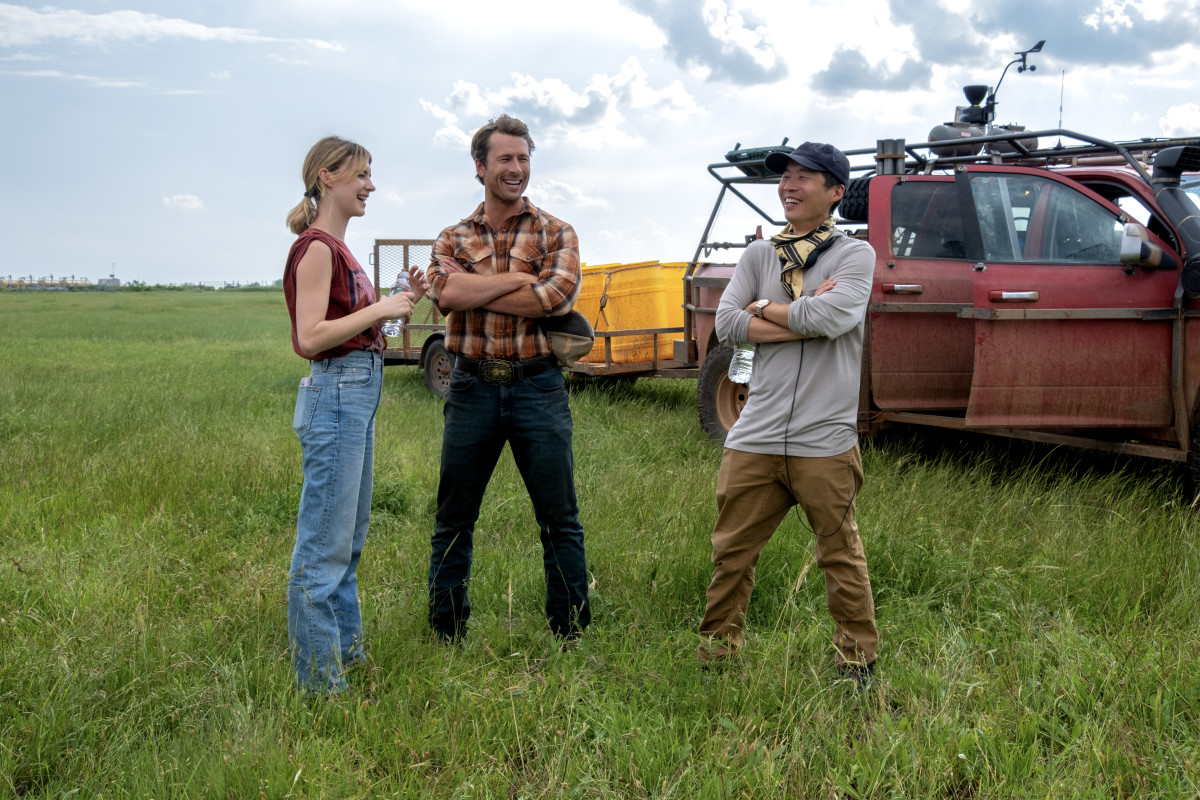 New First Images Land From Twisters Starring Daisy EdgarJones and Glen