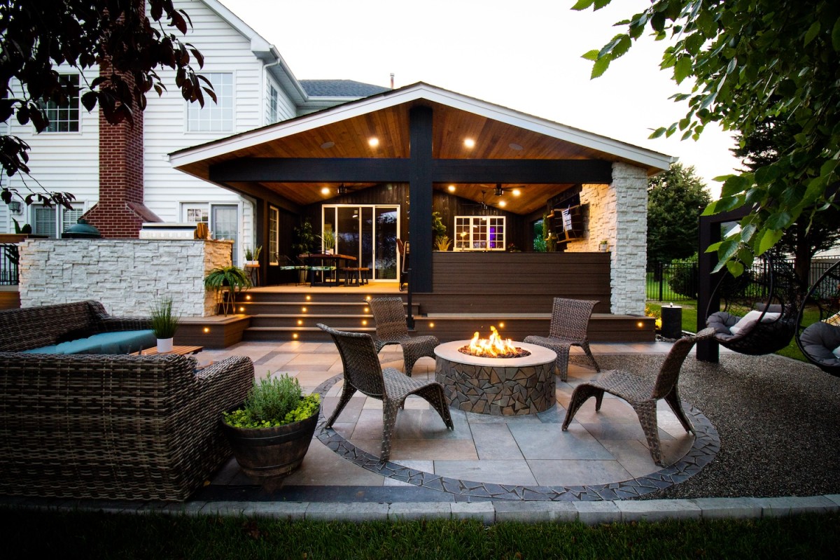 How to Expand Your Living Space With a Covered Deck Men #39 s Journal How to Expand Your Living Space With a Covered Deck Men #39 s Journal