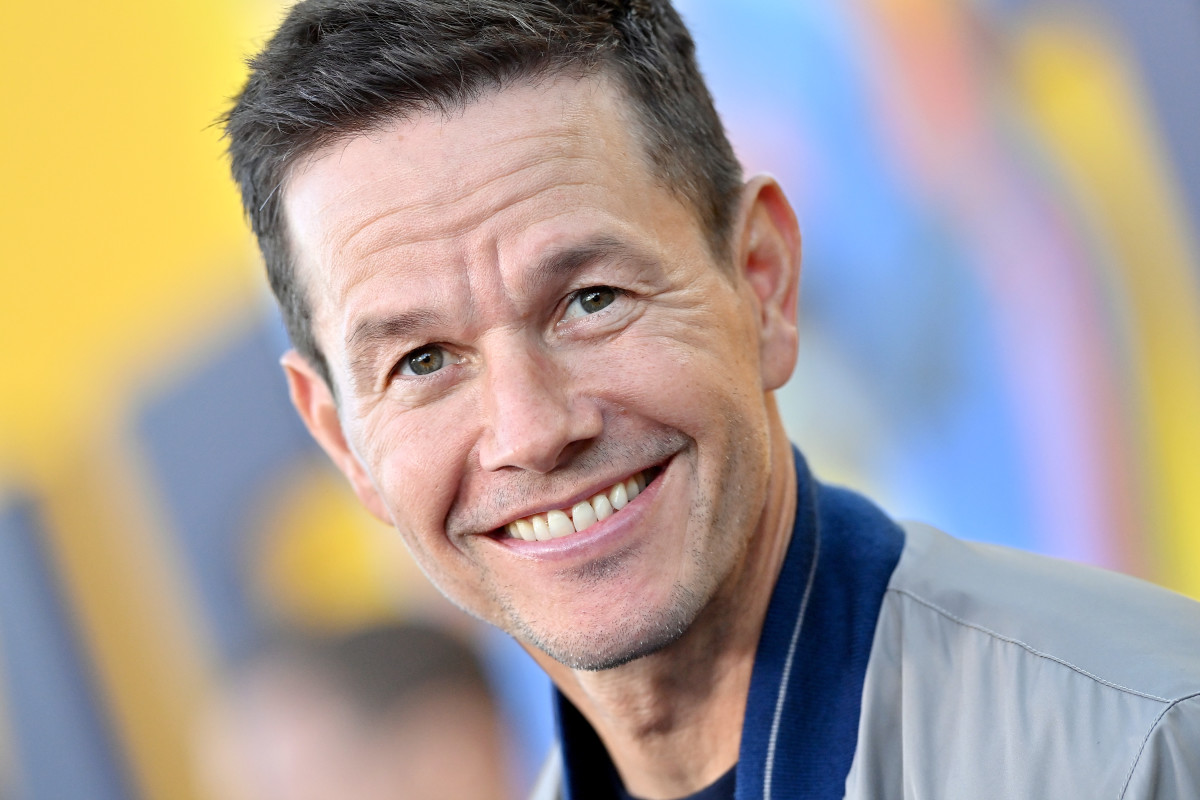 Mark Wahlberg on How He Really Feels About Jeremy Allen White s