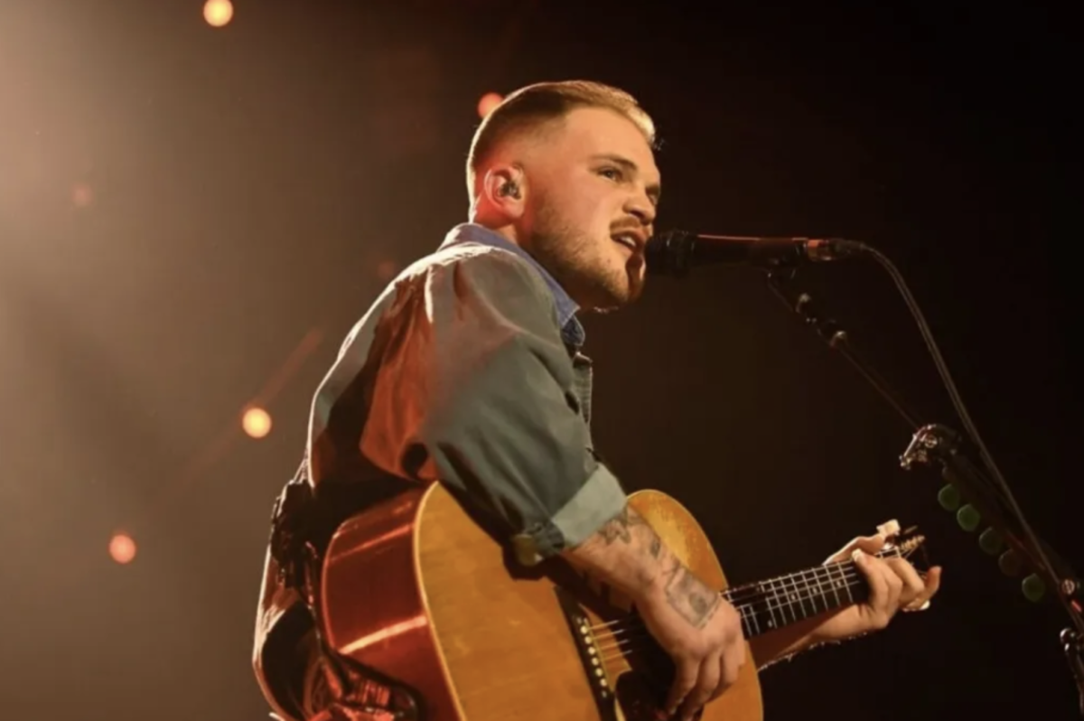 Zach Bryan to Release Highly Anticipated New Single "Pink Skies (Eulogy