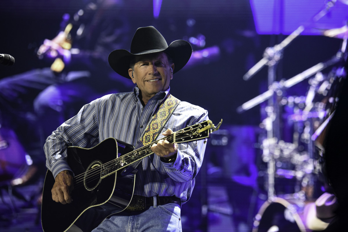 Strait and Sheryl Crow