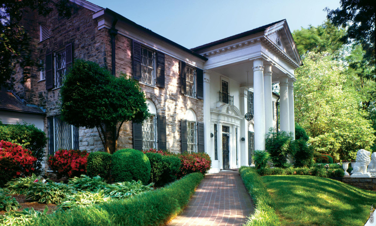 Elvis Presley's Graceland Mansion Set to Be Auctioned in Foreclosure Battle  - Men's Journal
