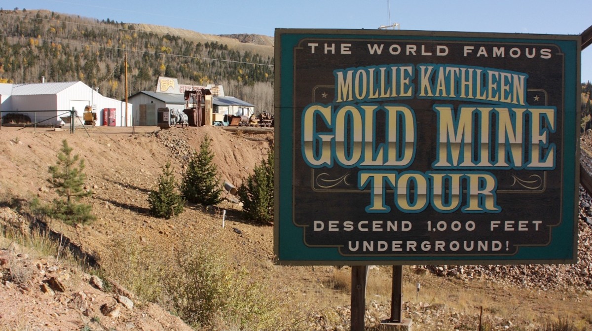 Tourists Rescued After Being Trapped in Colorado Gold Mine, One Dead