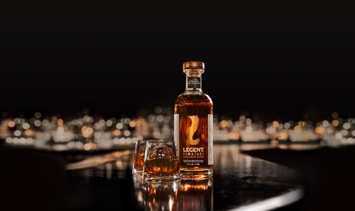 三得利的 Legent Yamazaki Cask Finish 混合威士忌是世界一流的东西方波本威士忌
