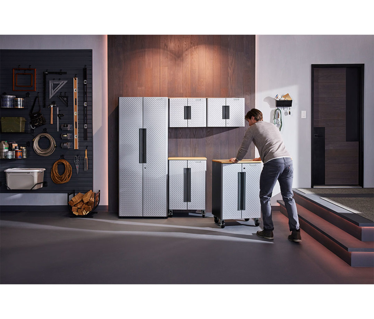 Gladiator Garage Flex Systems Sporting Goods Savior Men's Journal