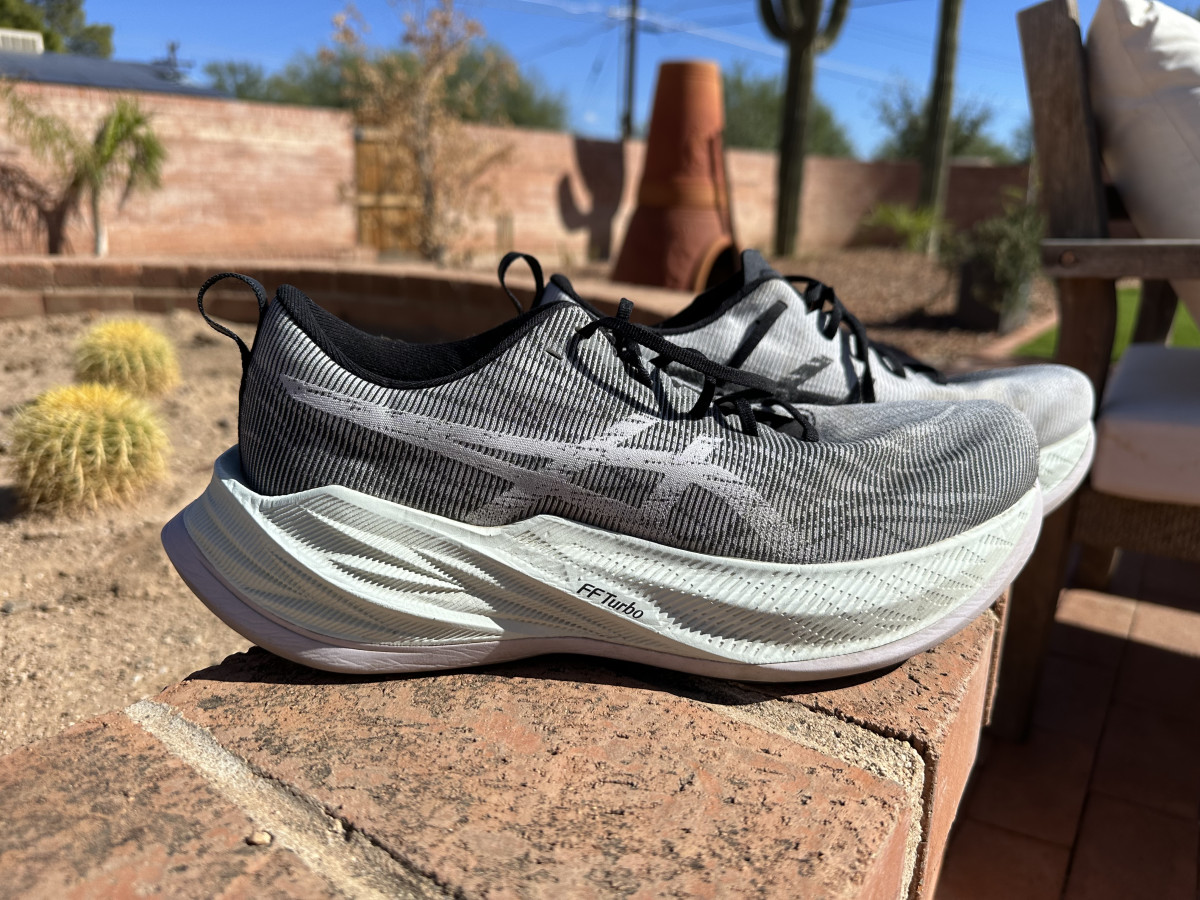 Asics best sales marathon running shoes