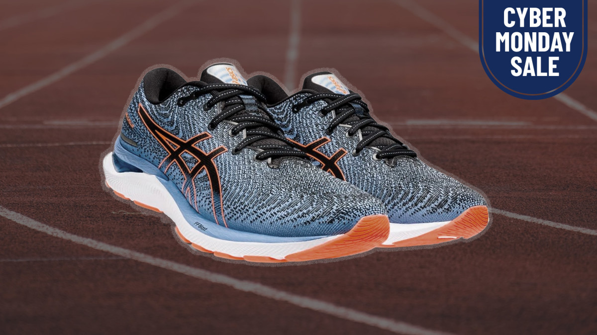 The Asics Gel-Cumulus 24 Is Still 47% Off After Cyber Monday - Men's Journal