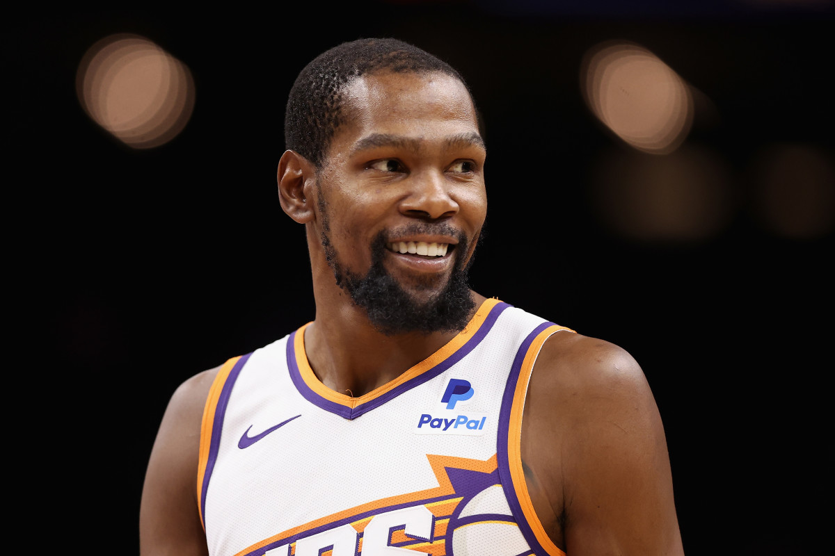 Kevin Durant Dragged by Adidas in Since-Deleted Tweet - Men's Journal