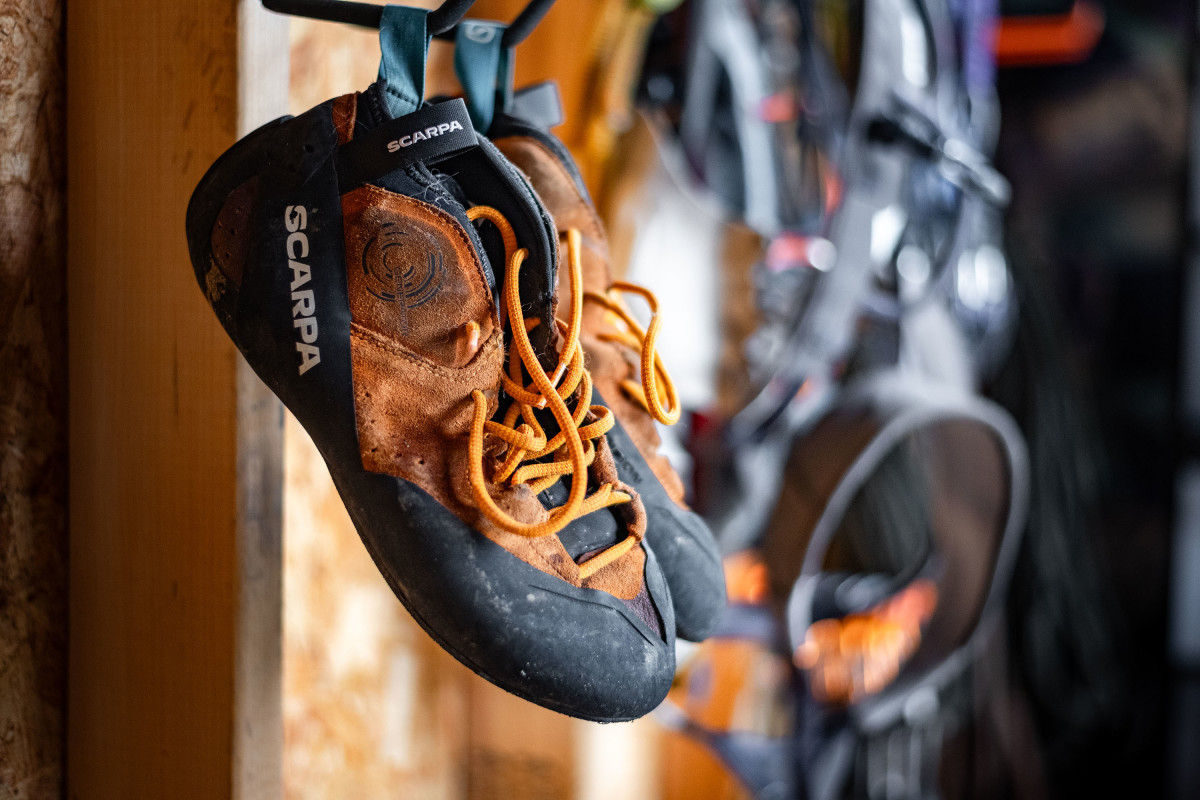 Scarpa Just Upped The Ante For Trad Climbing Shoes - Men's Journal ...